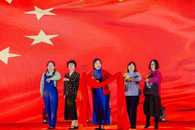 17万骗走乾隆御笔画,转手拍卖出8736万,老农将鉴宝专家告上法庭